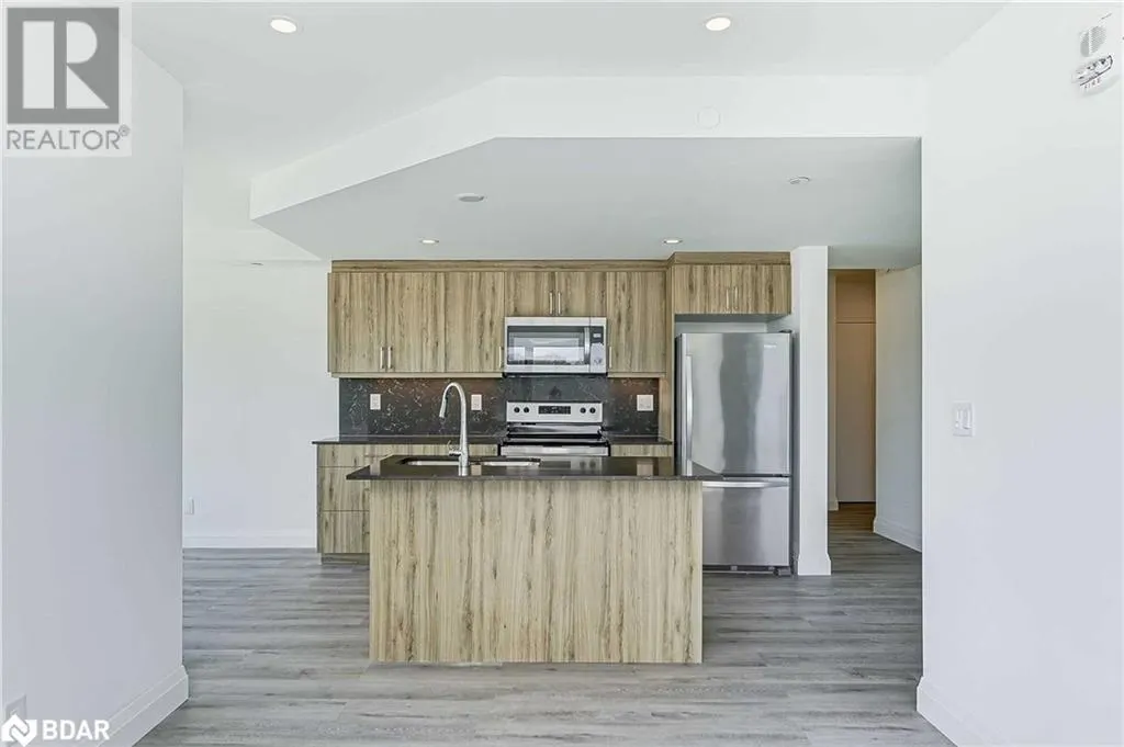 58 LAKESIDE Terrace Unit# 712, #712