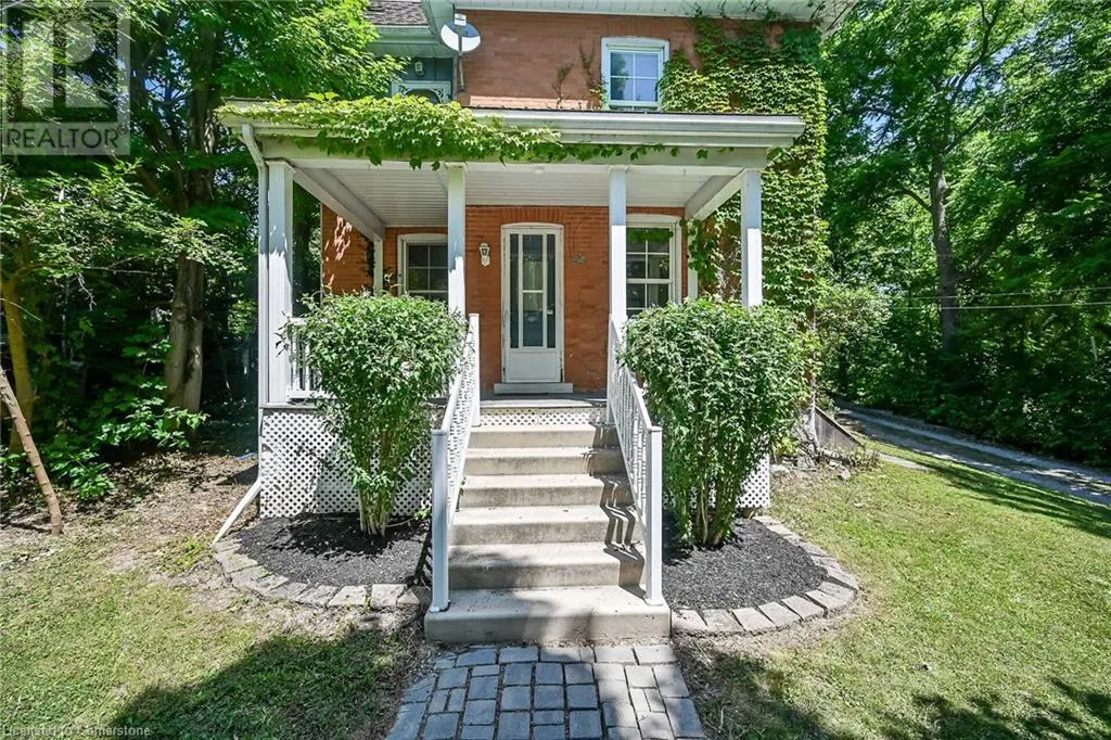 94 SUTHERLAND Street W