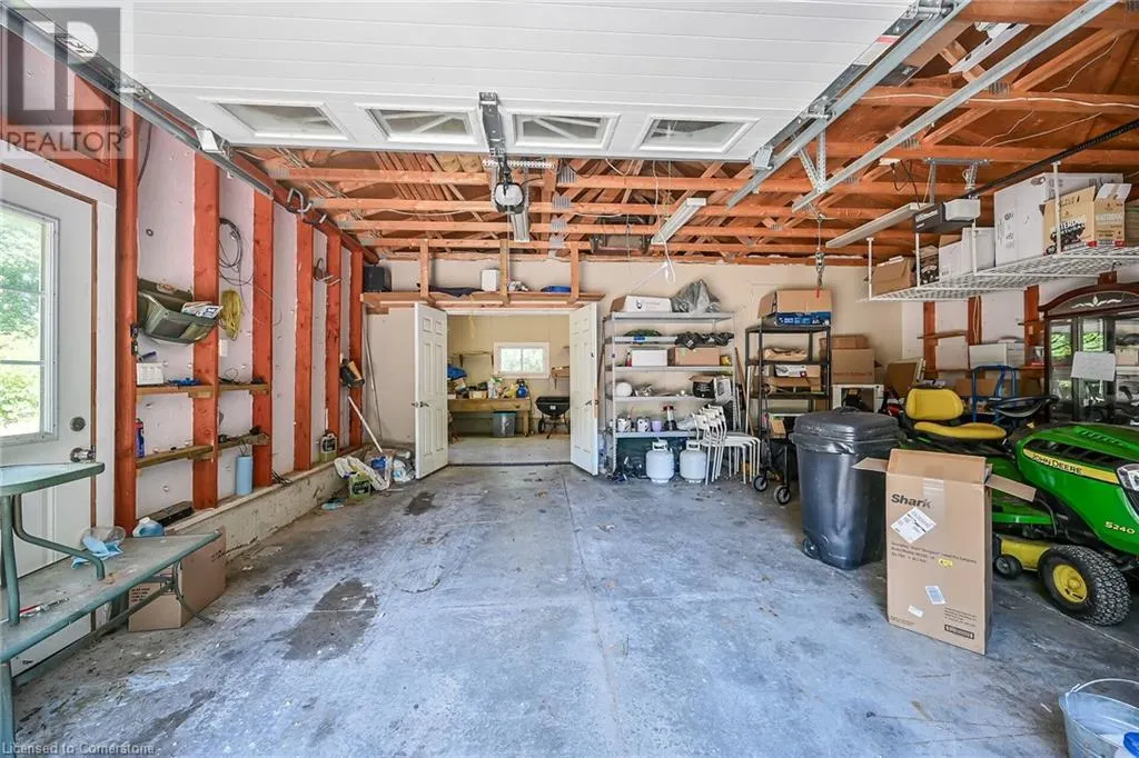 94 SUTHERLAND Street W