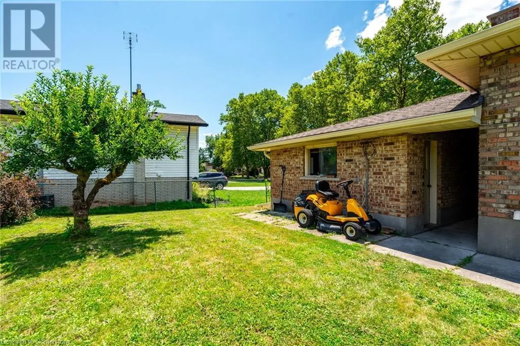 5712 SUNNYLEA Crescent