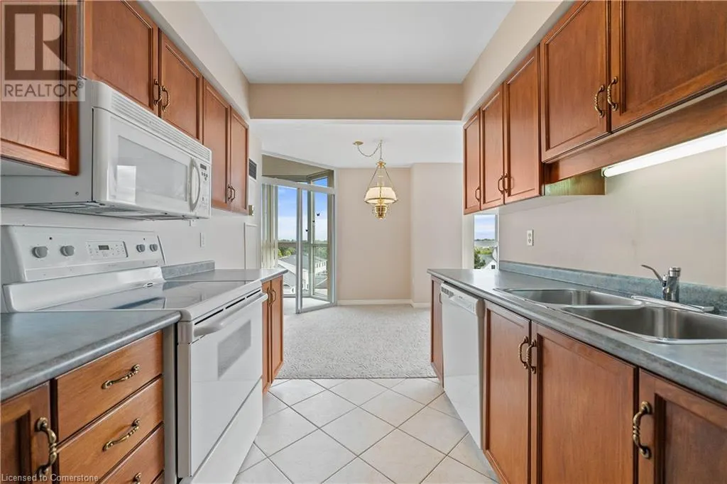 162 MARTINDALE Road Unit# 605, #605