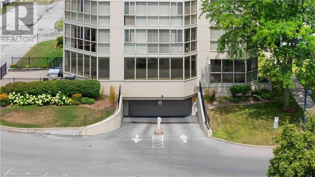 162 MARTINDALE Road Unit# 605, #605
