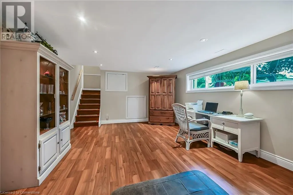 92 OSBORNE Crescent