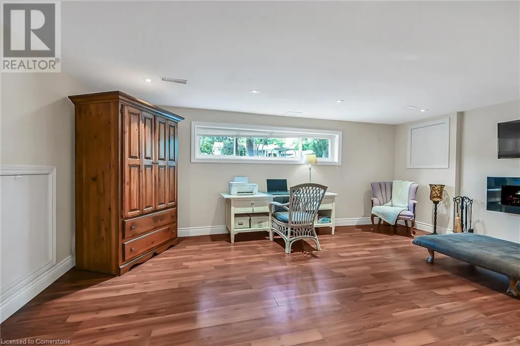 92 OSBORNE Crescent