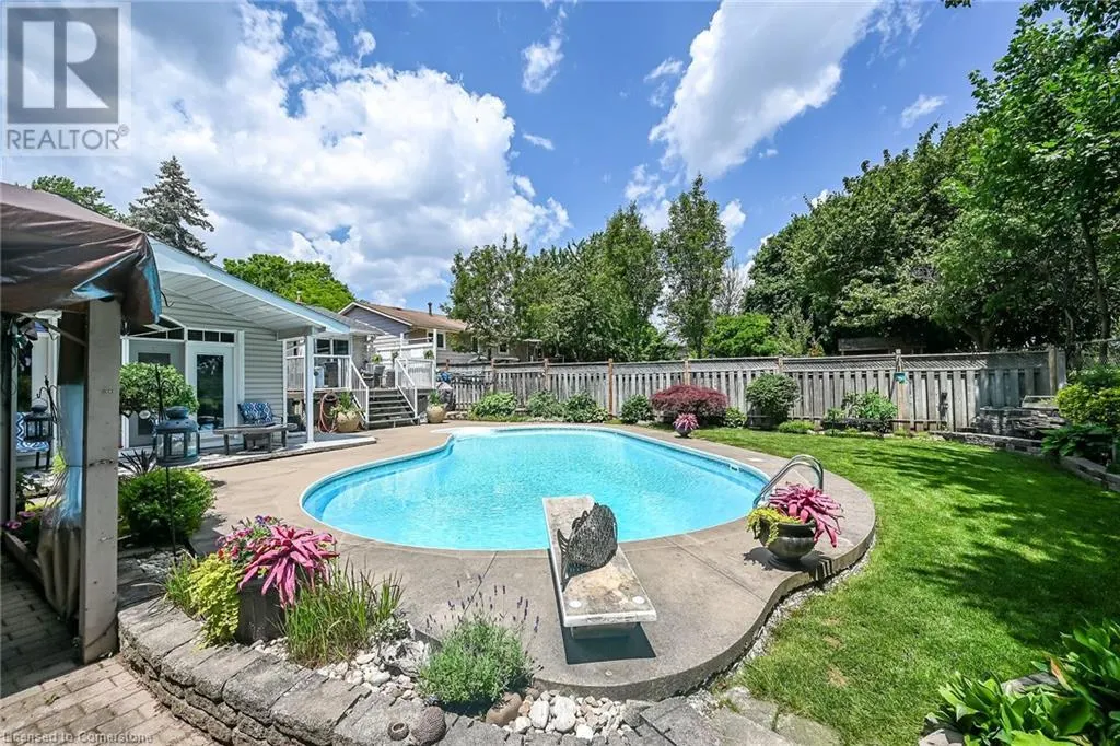 92 OSBORNE Crescent