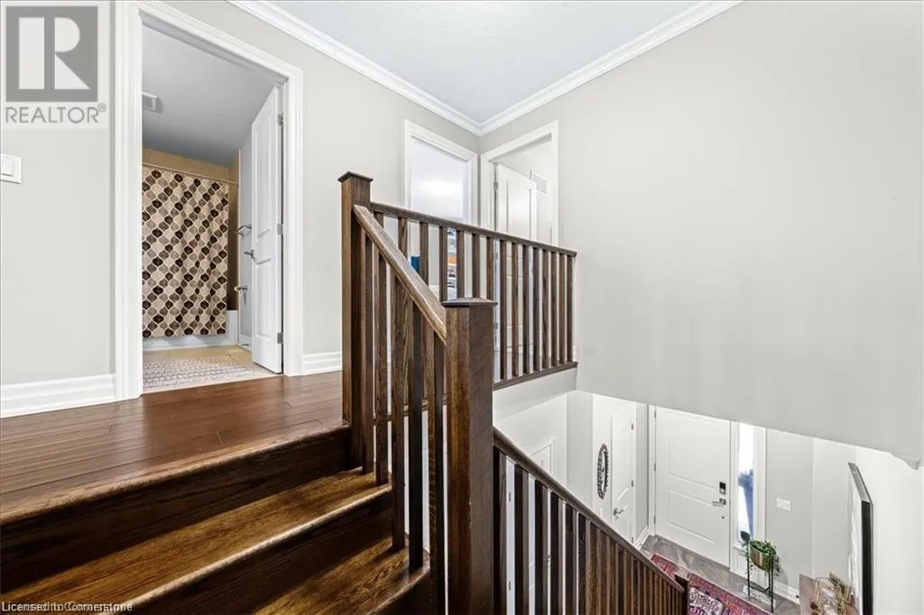 75 SOUTHSHORE Crescent