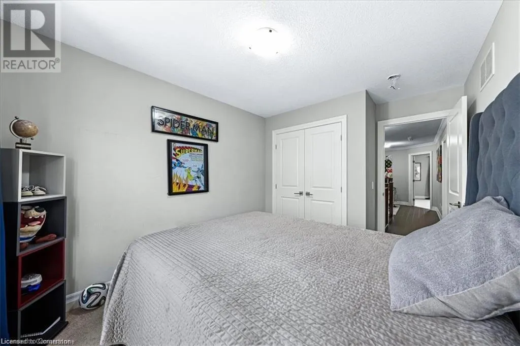 75 SOUTHSHORE Crescent