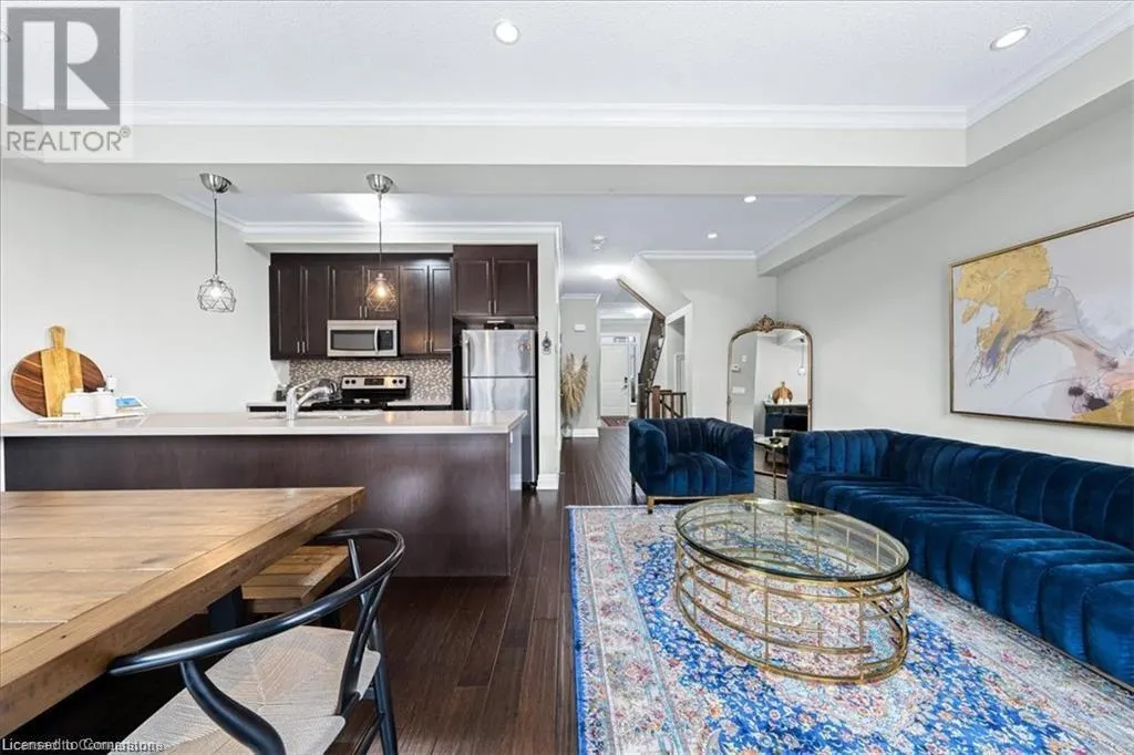 75 SOUTHSHORE Crescent