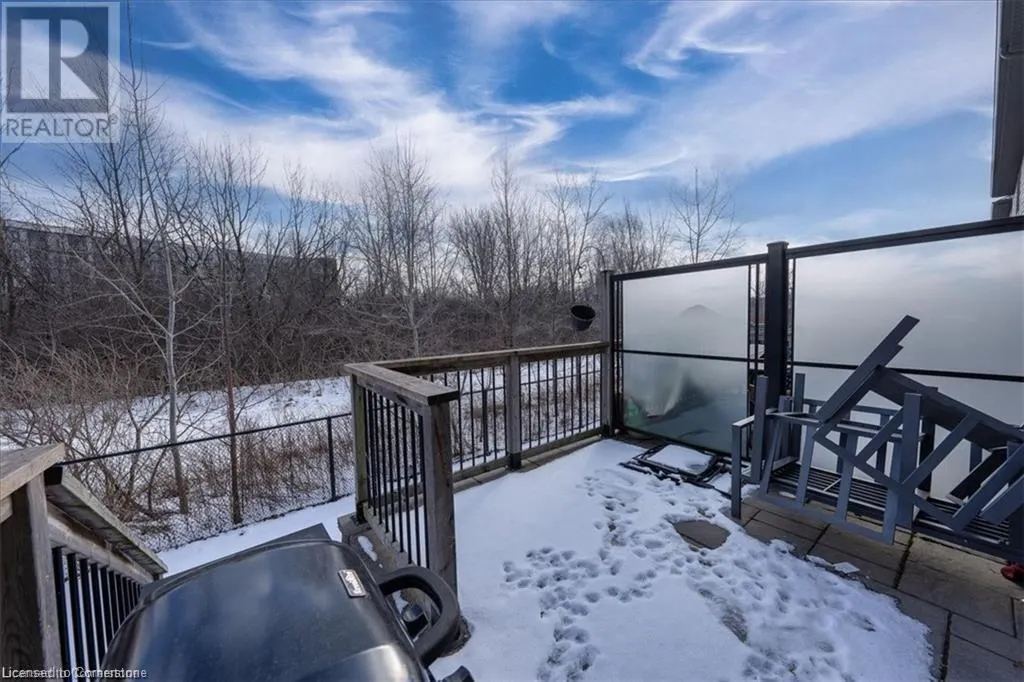 75 SOUTHSHORE Crescent