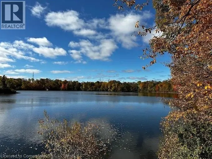 5 THE GREENWAY