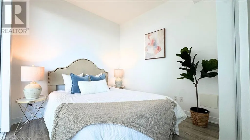 42 CHARLES Street E Unit# 2409, #2409