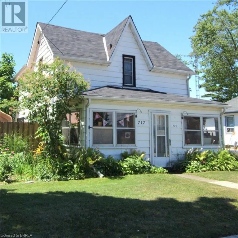 717 MAIN Street