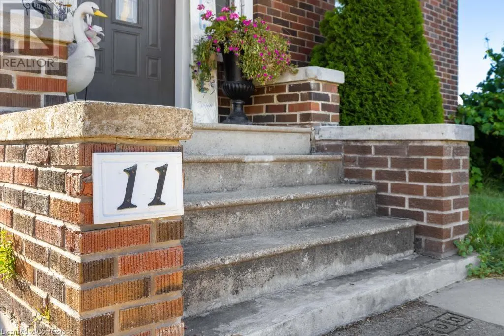 11 FACER Street