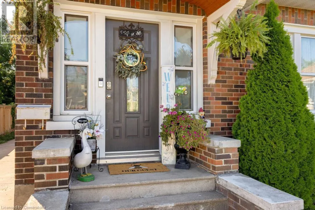11 FACER Street