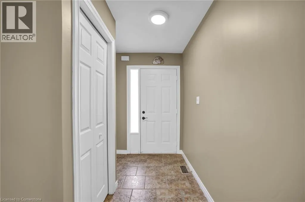 42 VENNIO Lane