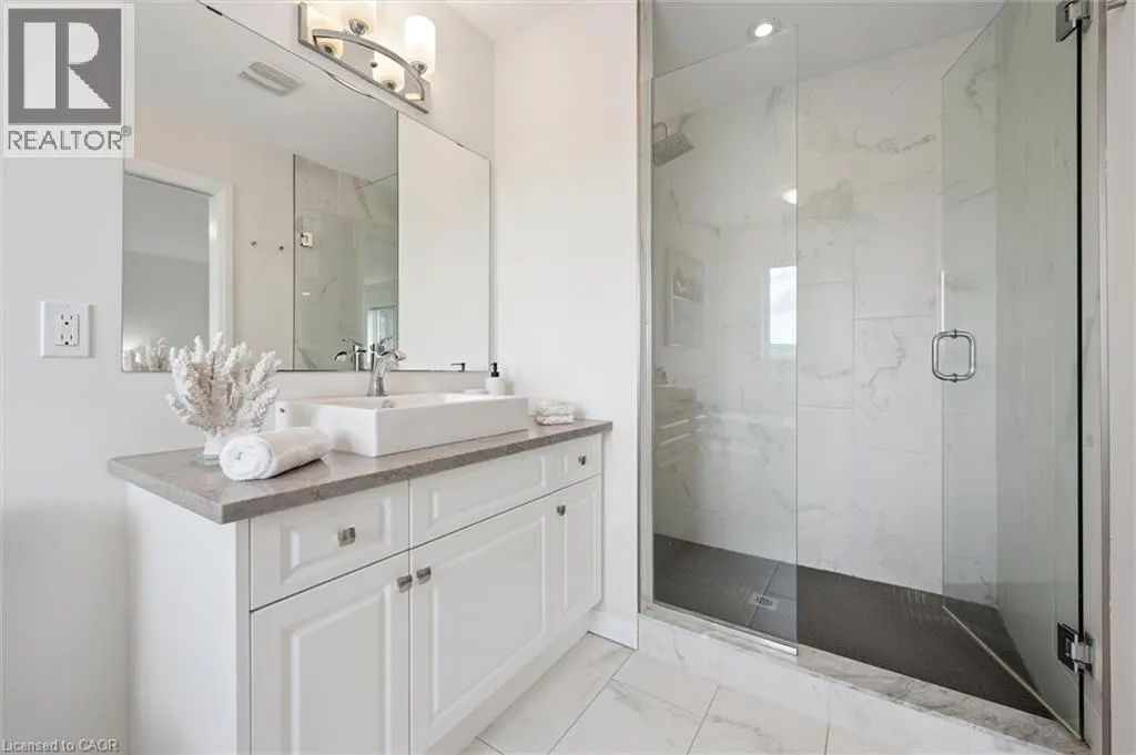 605 MONTPELLIER Drive Unit# B, #B