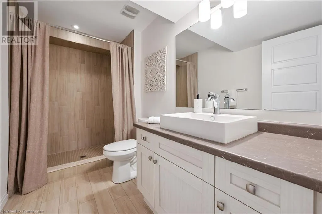 605 MONTPELLIER Drive Unit# B, #B
