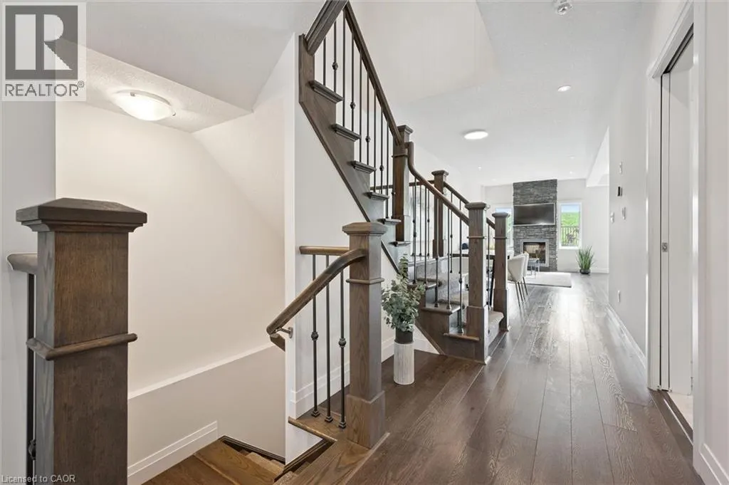 605 MONTPELLIER Drive Unit# B, #B