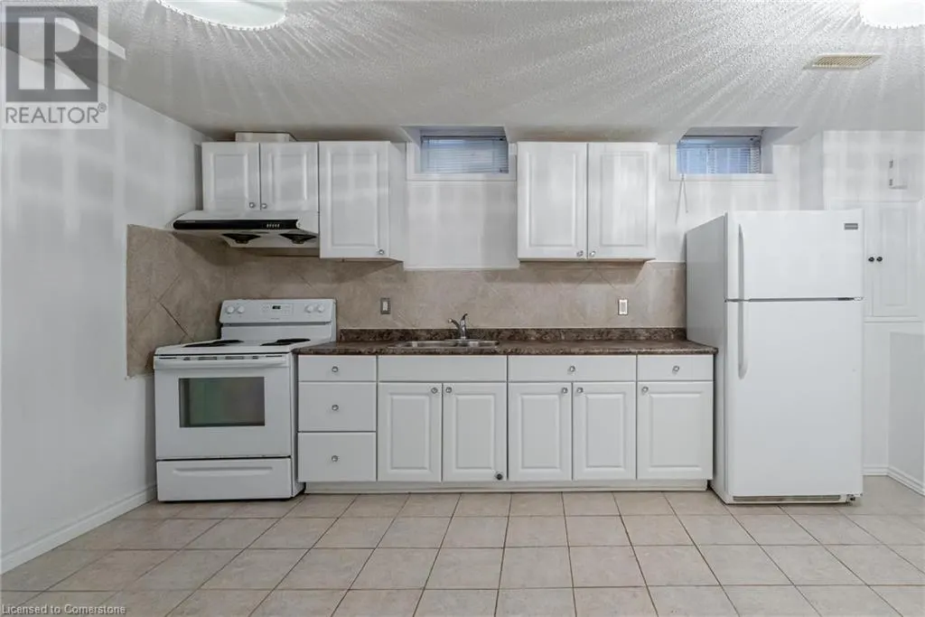 30 RICHVIEW Drive Unit# 2, #2