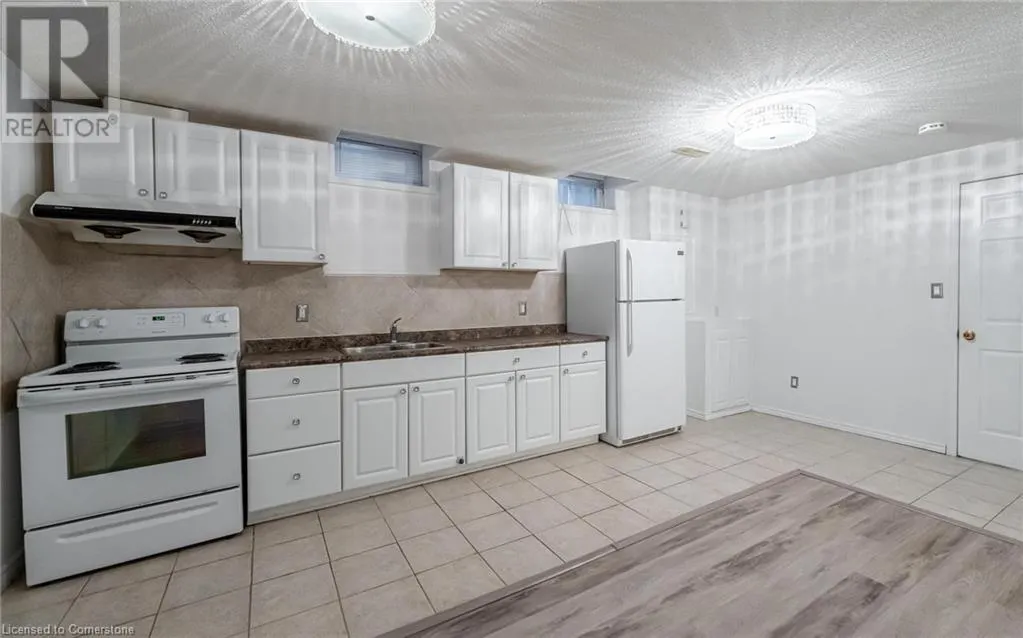 30 RICHVIEW Drive Unit# 2, #2