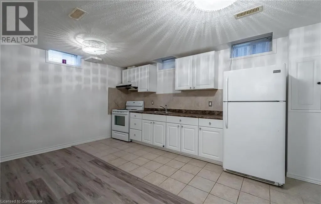 30 RICHVIEW Drive Unit# 2, #2