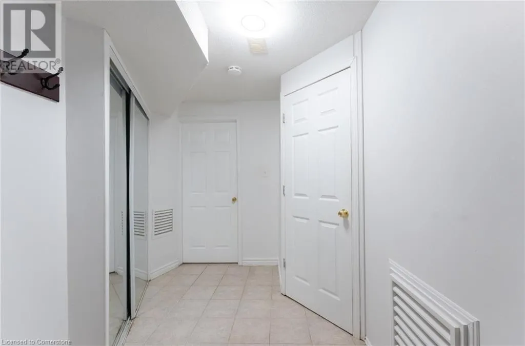 30 RICHVIEW Drive Unit# 2, #2