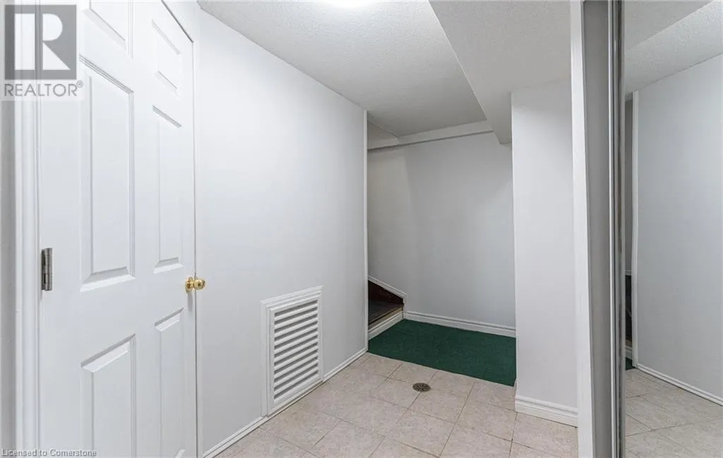 30 RICHVIEW Drive Unit# 2, #2