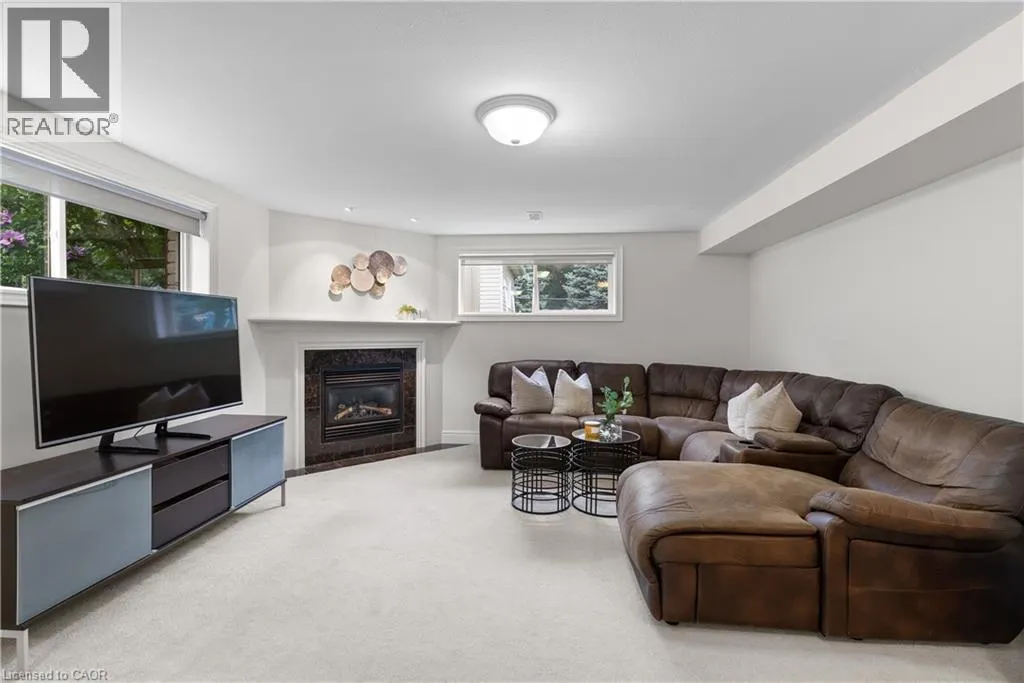 3300 CHARLESTON Drive