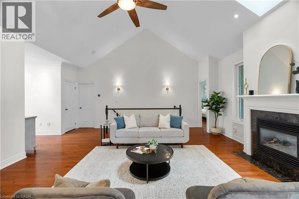 3300 CHARLESTON Drive
