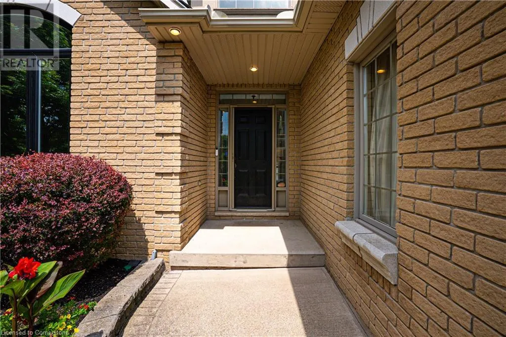 3300 CHARLESTON Drive