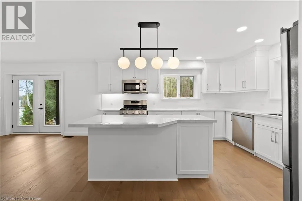 1009 SCOTTS BOATHOUSE Road