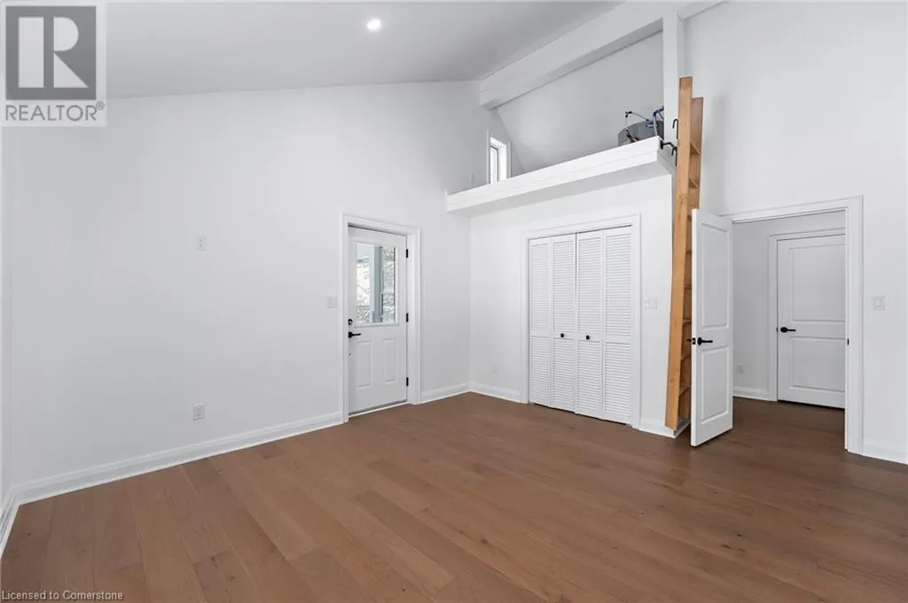 1009 SCOTTS BOATHOUSE Road