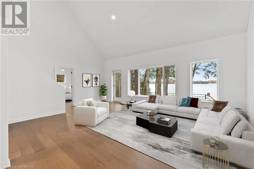 1009 SCOTTS BOATHOUSE Road