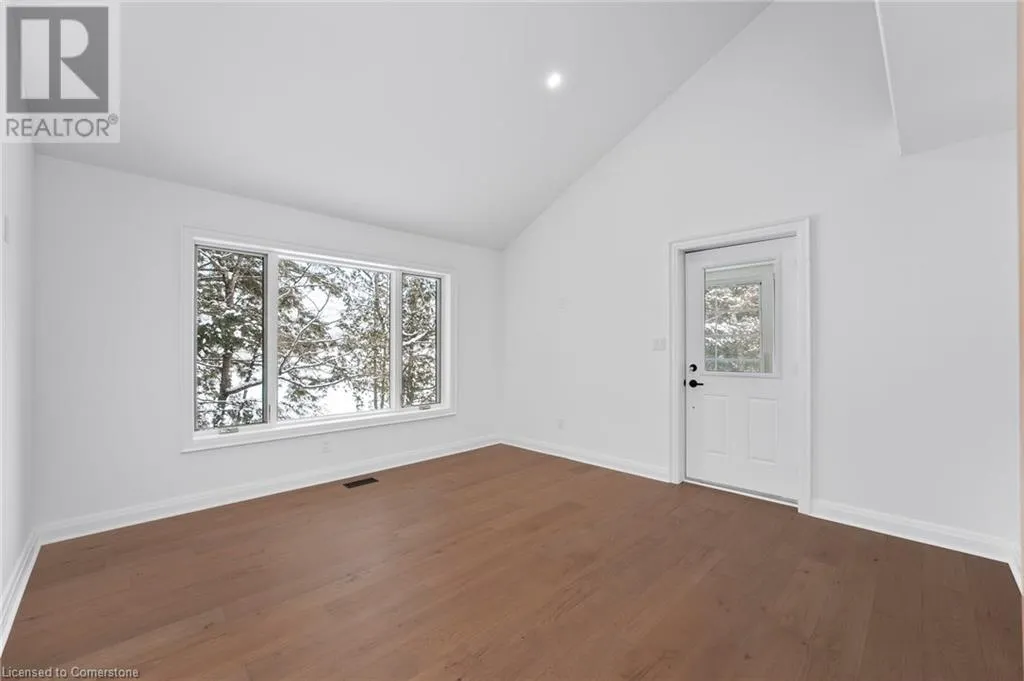 1009 SCOTTS BOATHOUSE Road