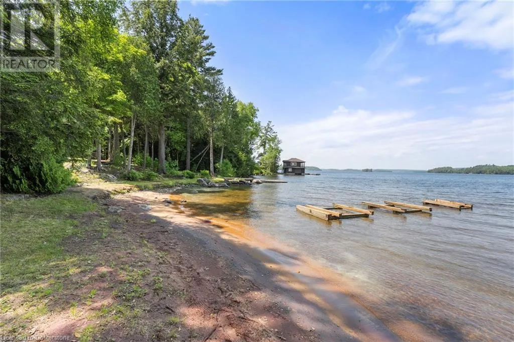 1009 SCOTTS BOATHOUSE Road