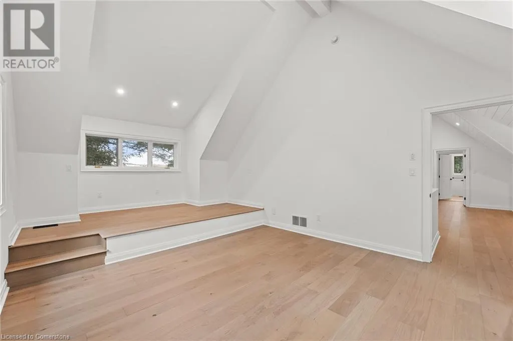 1009 SCOTTS BOATHOUSE Road