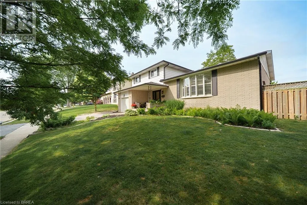 41 WESTBRIER Knoll