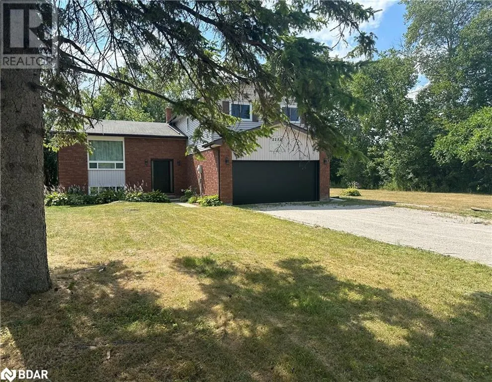 2252 RICHARD Street