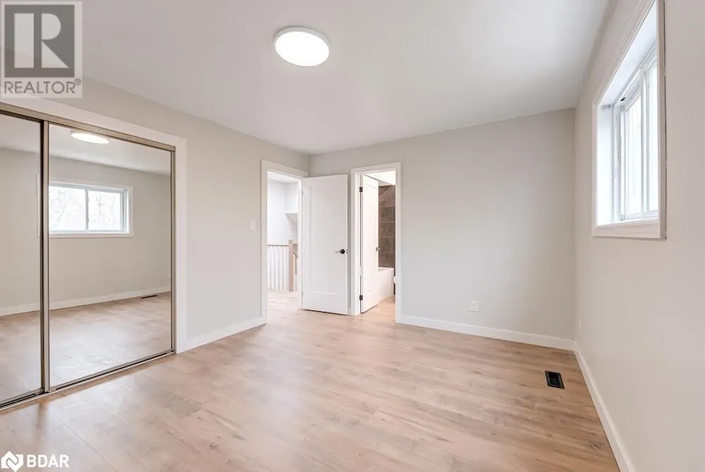 2252 RICHARD Street