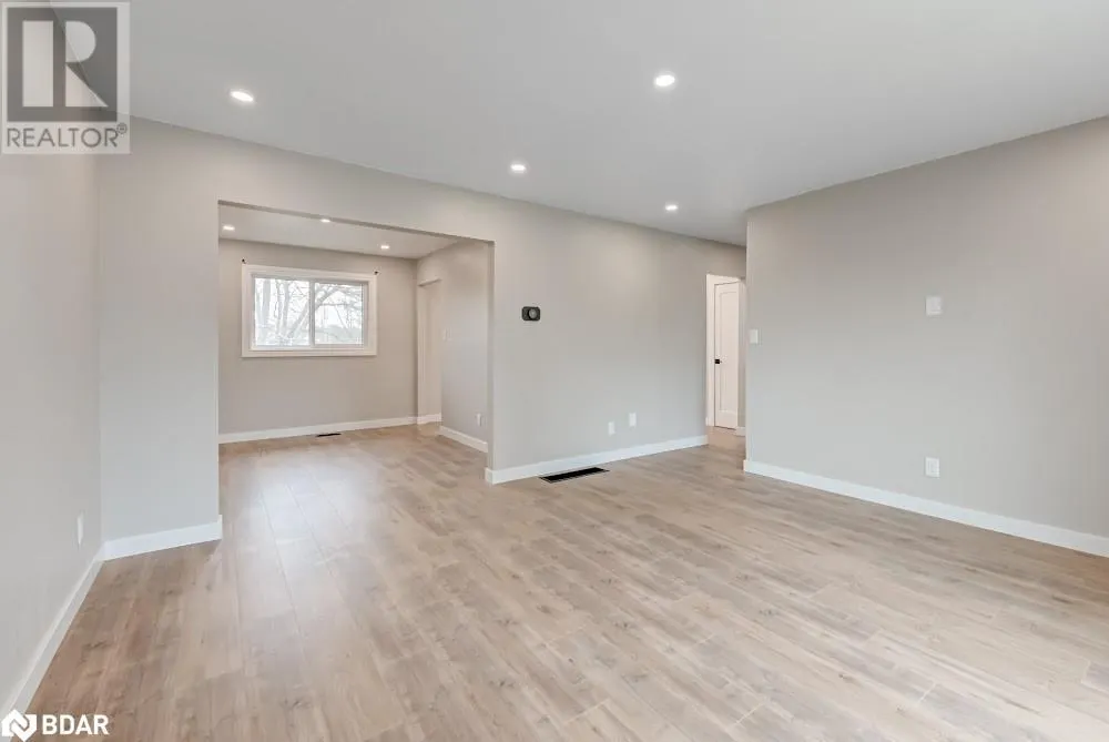 2252 RICHARD Street