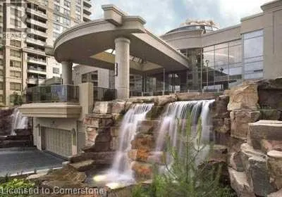 3888 DUKE OF YORK Boulevard Unit# 834, #834