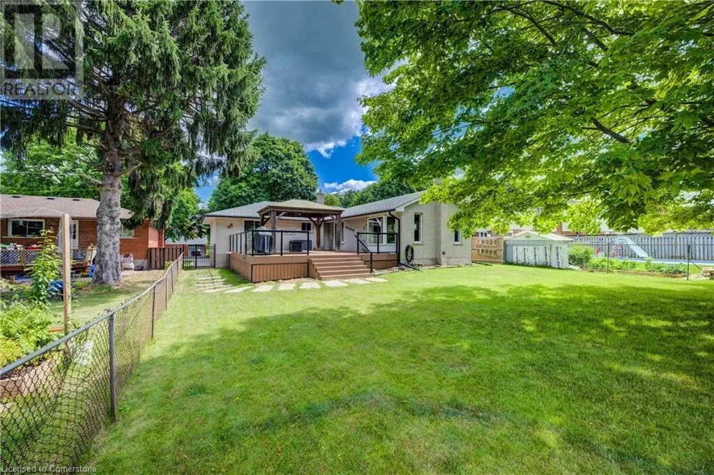 28 ELMHURST Crescent