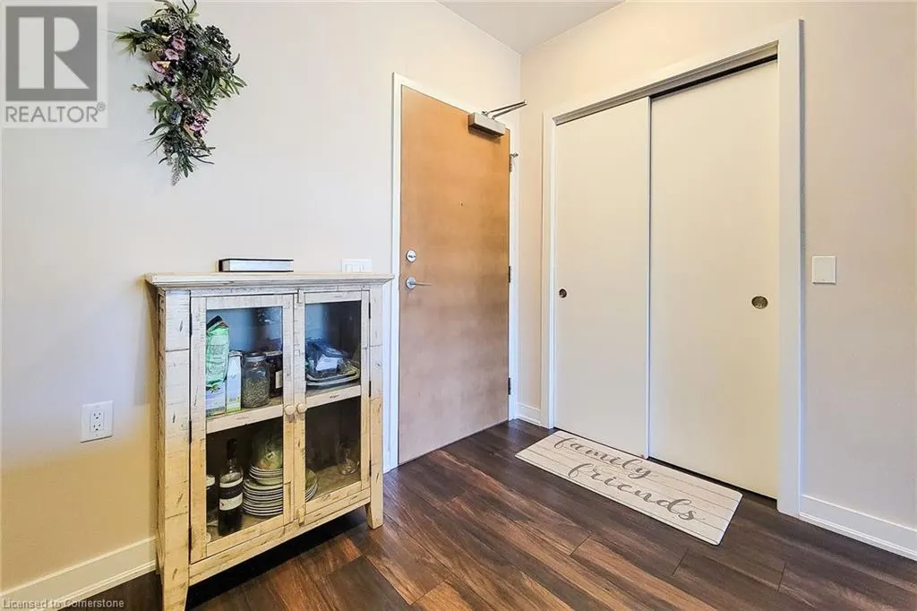 320 PLAINS Road Unit# 212, #212