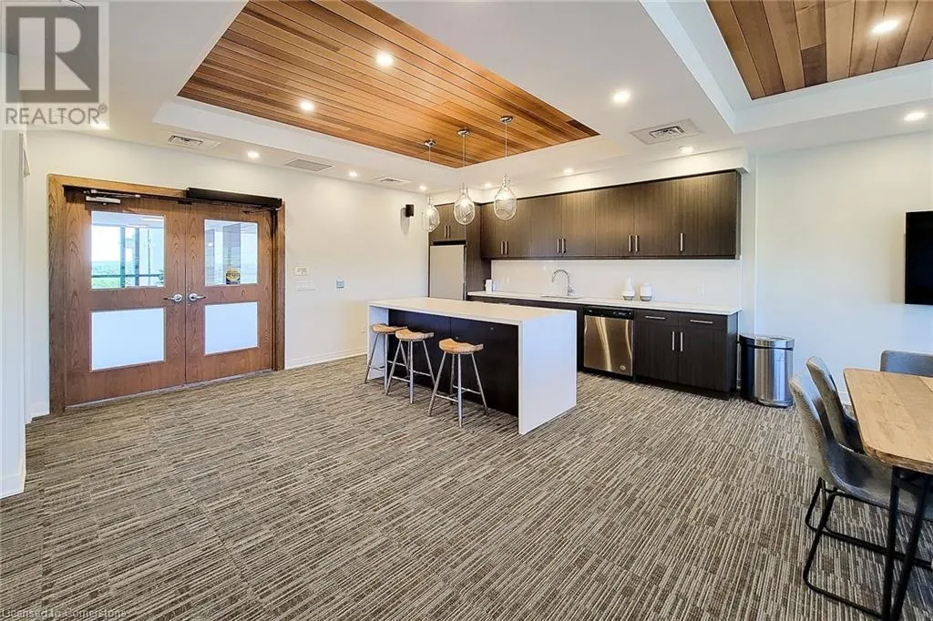320 PLAINS Road Unit# 212, #212