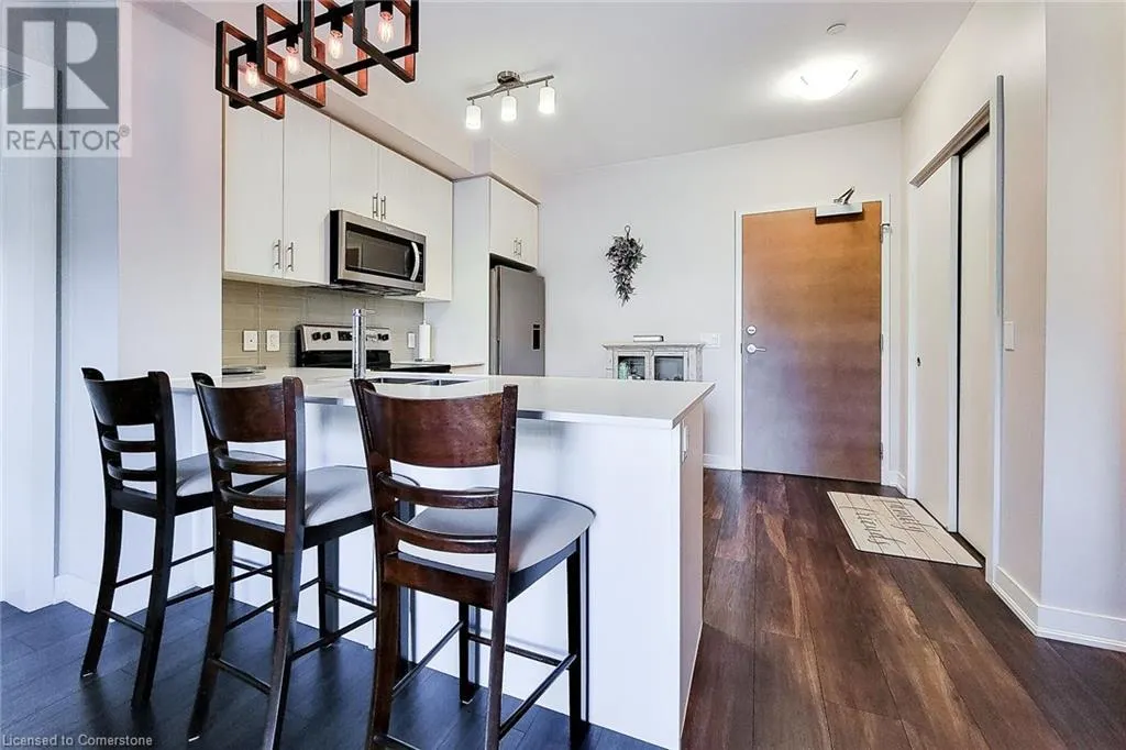 320 PLAINS Road Unit# 212, #212