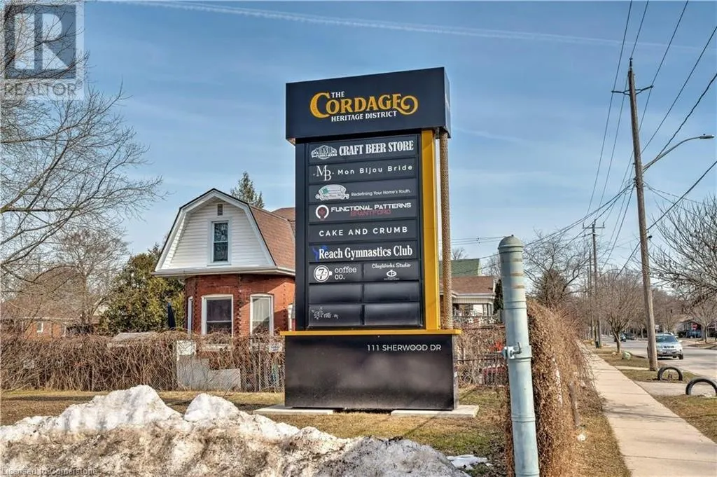 111 SHERWOOD Drive Unit# 9, #9