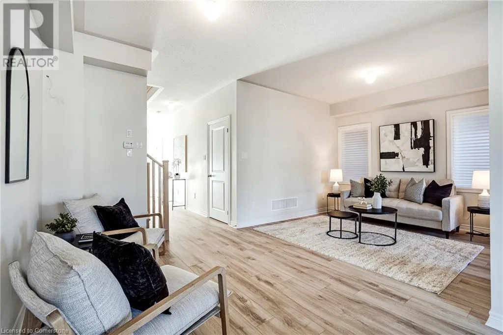 26 BENTGRASS Drive