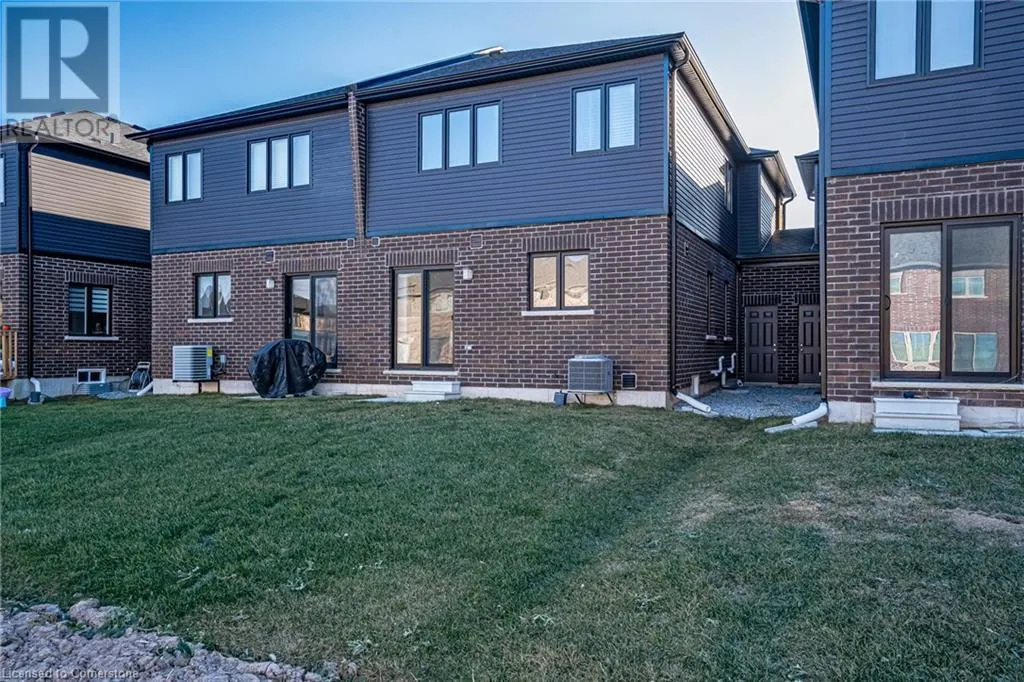 26 BENTGRASS Drive