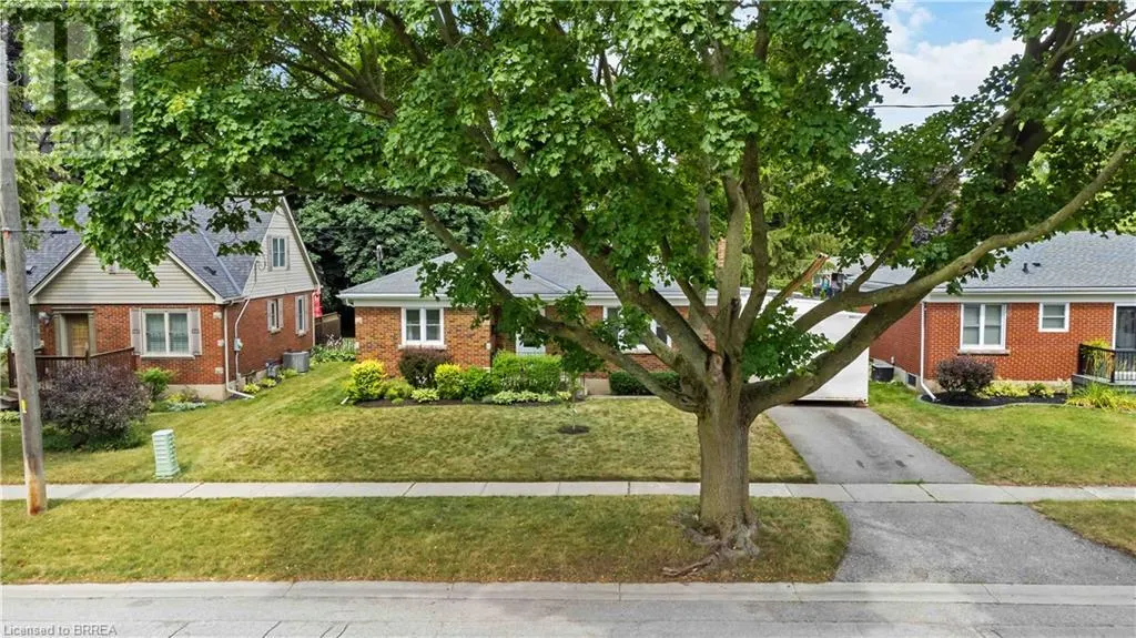 25 HILLIER Crescent