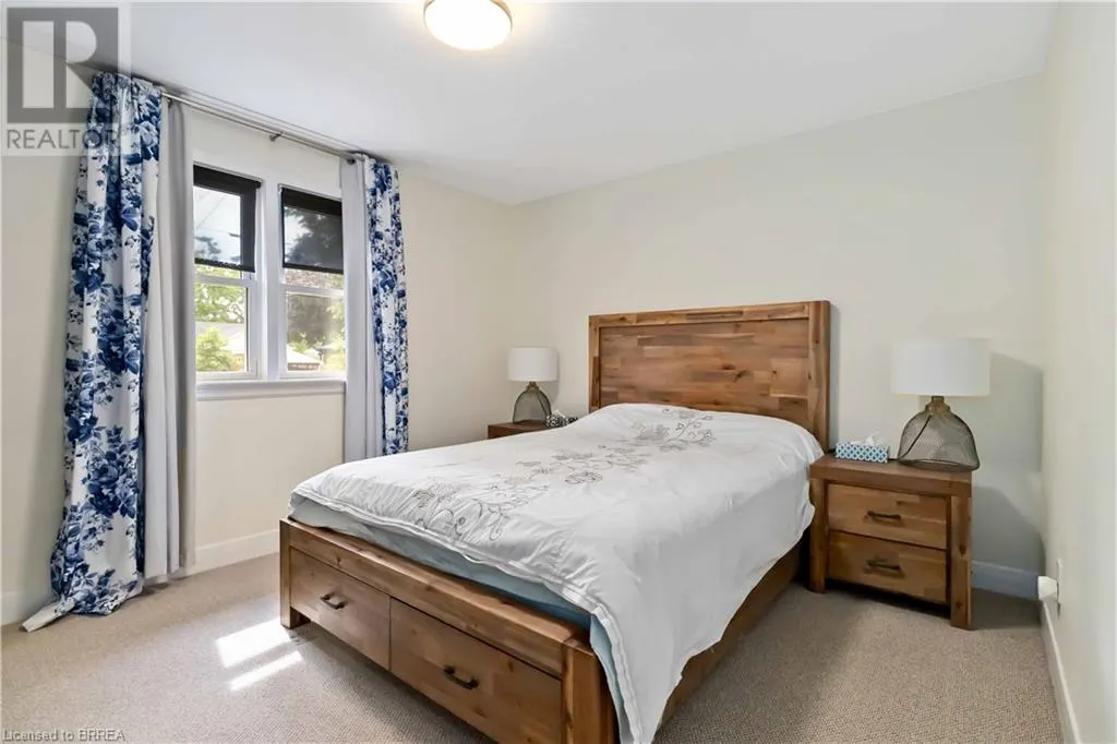 25 HILLIER Crescent